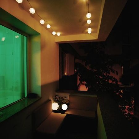 Zaza Apartament - Central Area, With Balcony Targu Jiu Luaran gambar