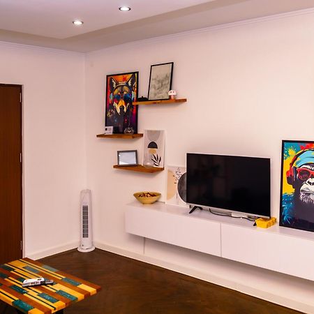 Zaza Apartament - Central Area, With Balcony Targu Jiu Luaran gambar