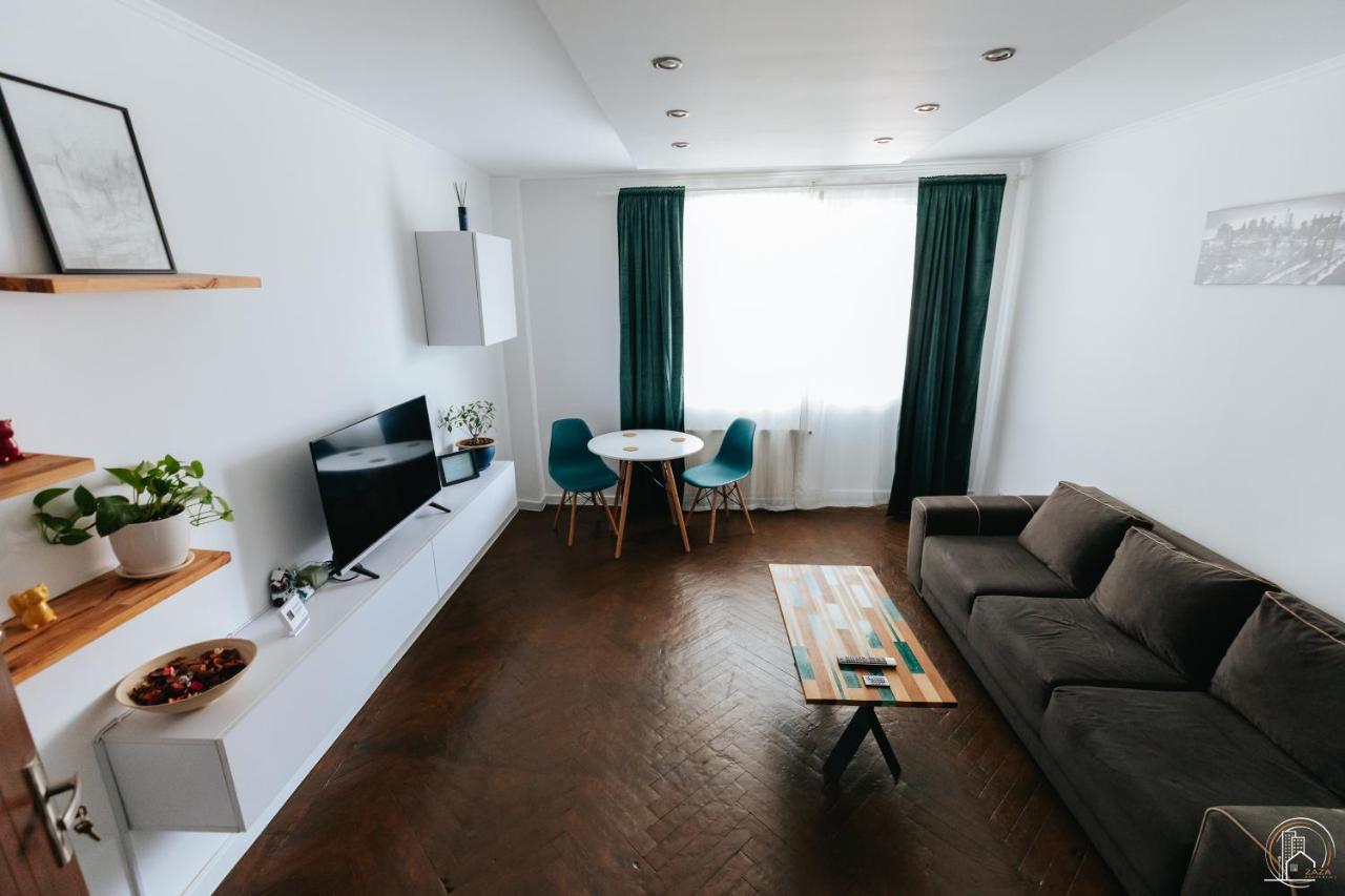 Zaza Apartament - Central Area, With Balcony Targu Jiu Luaran gambar
